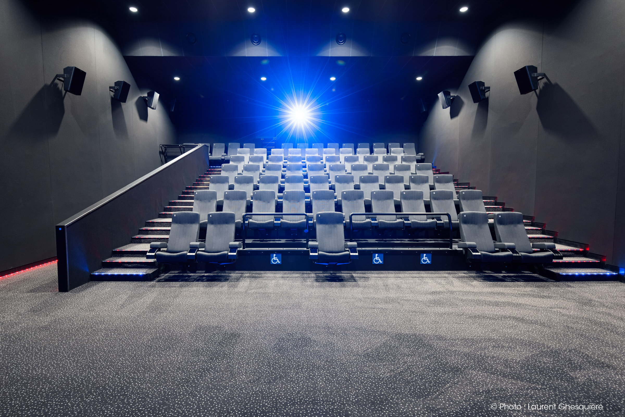 Ghesquiere_20210518_15-57-13_Kinepolis_Waves