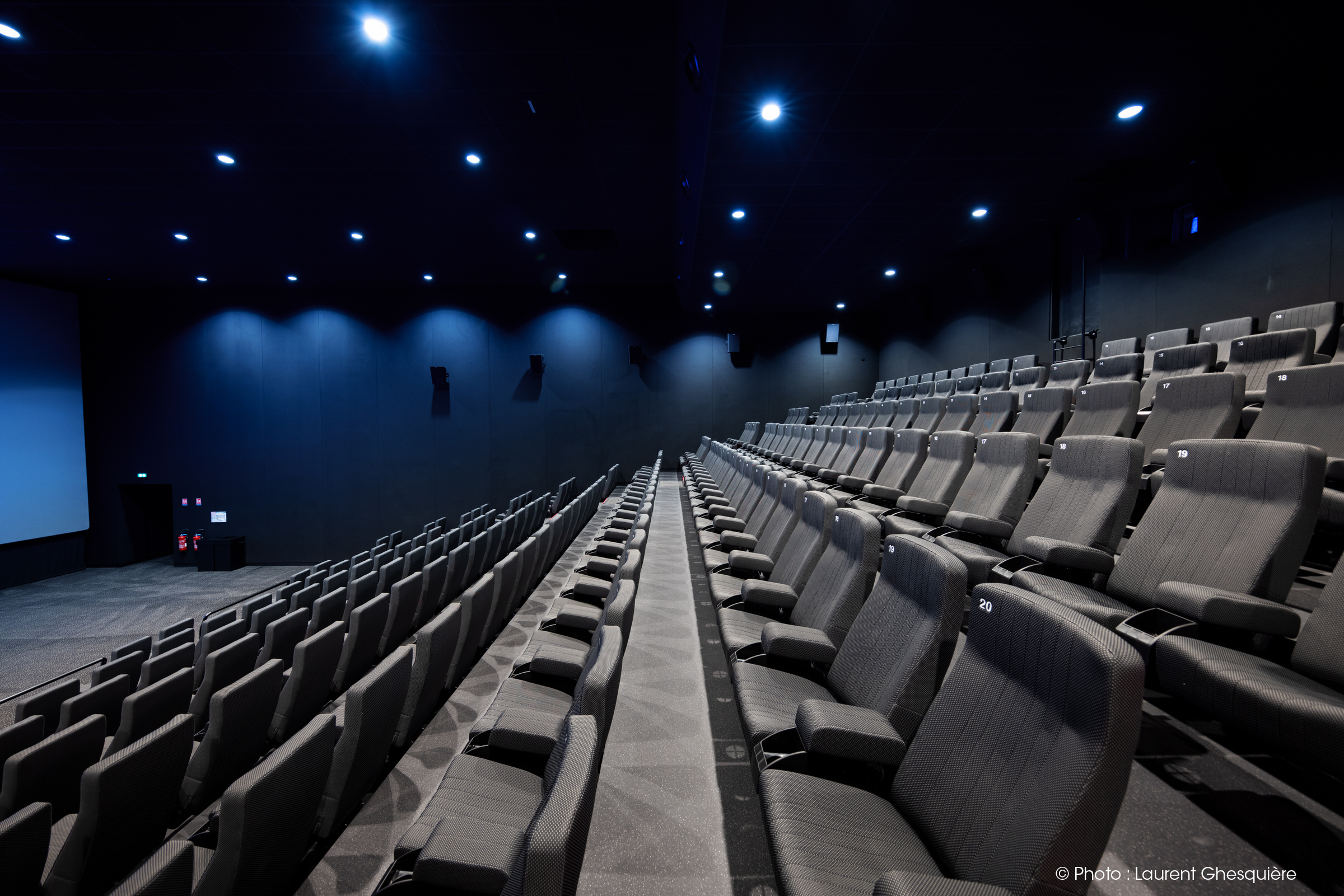 Ghesquiere_20210518_16-19-36_Kinepolis_Waves