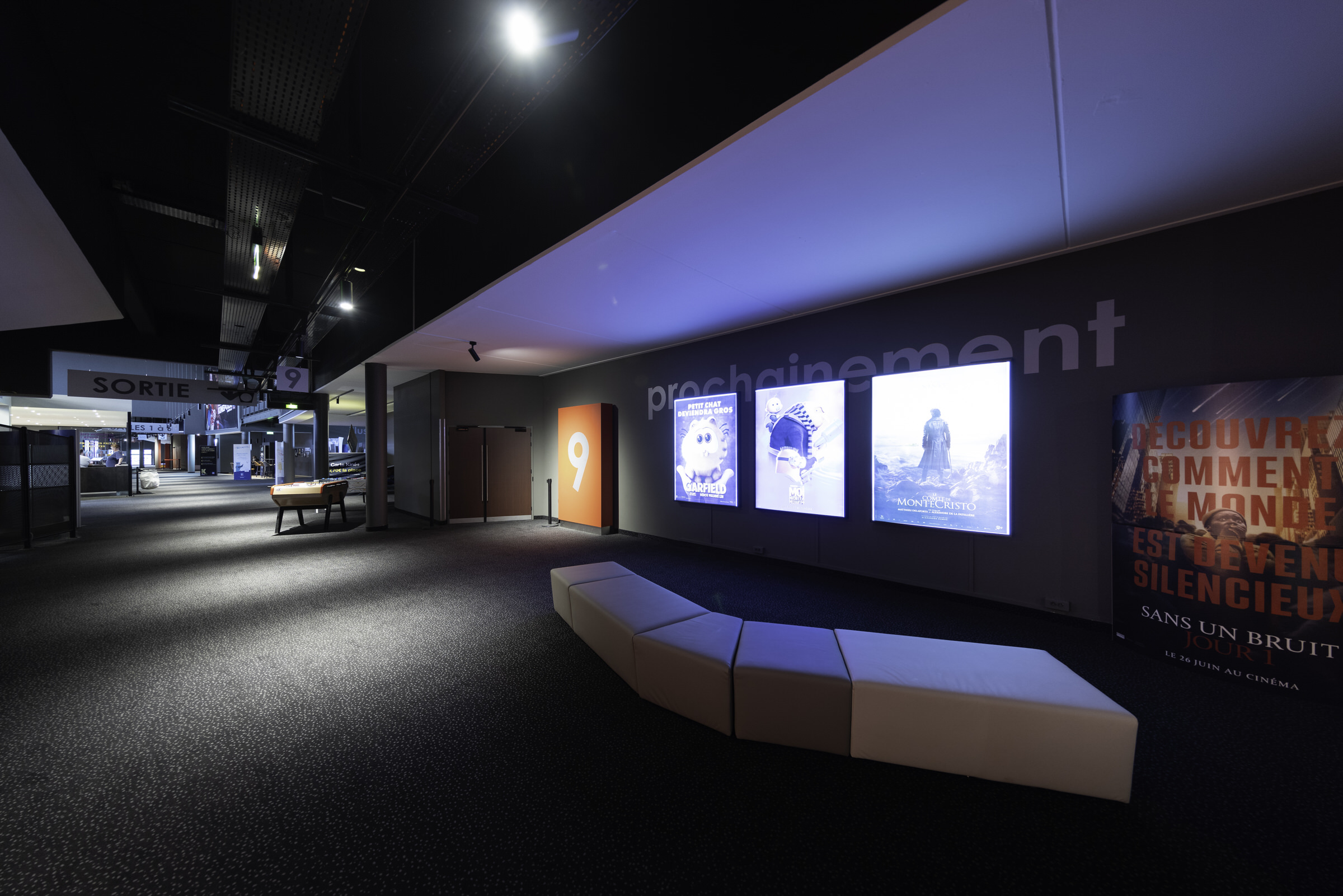 Kinepolis_amneville_foyer2_MD