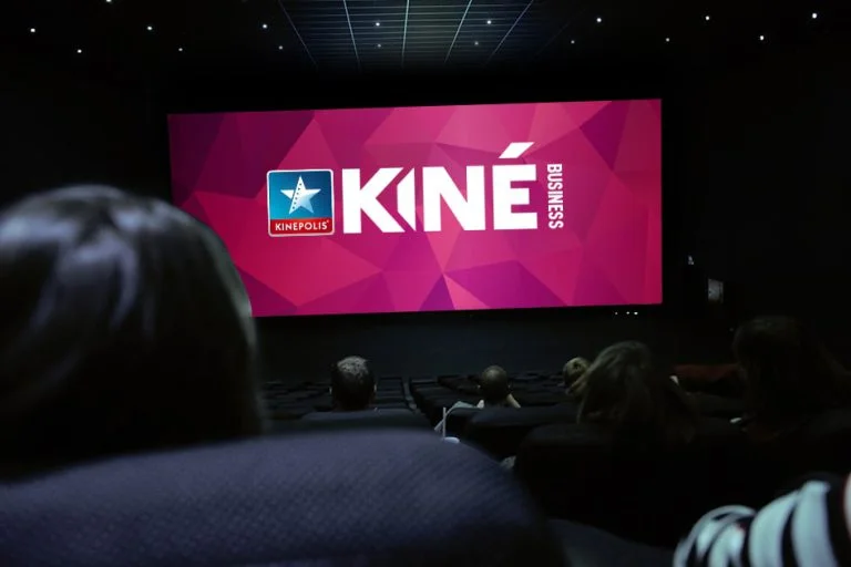 Pourquoi inviter vos clients à une projection privée ?