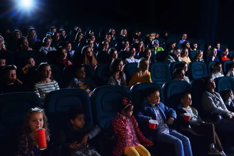 Le cinéma : l’endroit parfait pour vos sorties scolaires